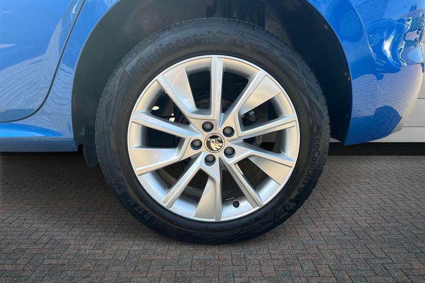 Skoda Kamiq 1.0 Tsi 110 Se Blue #4