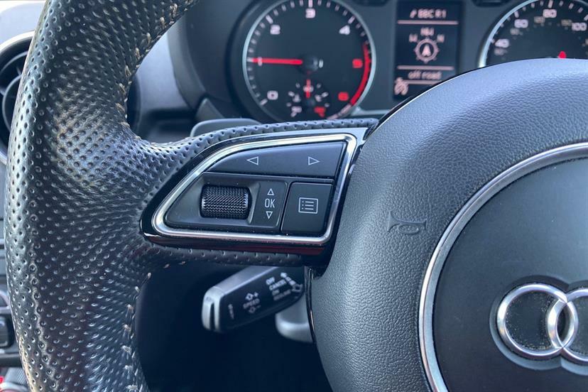 Audi A1 1.4 Tfsi S Line Sportback Euro 6 Ss Black #34