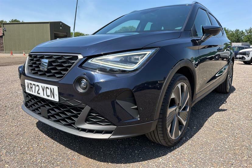 Seat Arona 1.0 Tsi Fr Edition Dsg 109 Bhp Red #14