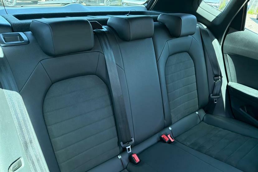 Seat Arona 1.0 Tsi Fr Edition Dsg 109 Bhp Red #21