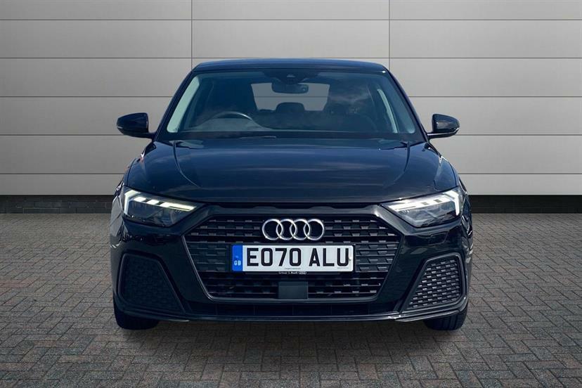 Audi A1 Vorsprung 35 Tfsi 150 Ps S Tronic Black #9