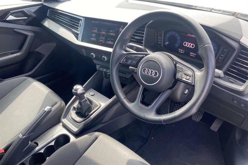 Audi A1 Vorsprung 35 Tfsi 150 Ps S Tronic Black #5