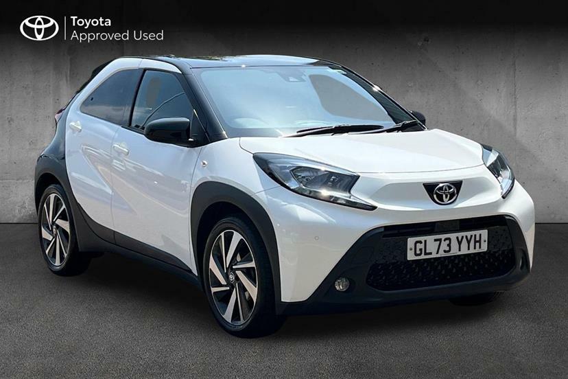 Toyota Aygo X 1.0 Vvt-i Edge Parking Black
