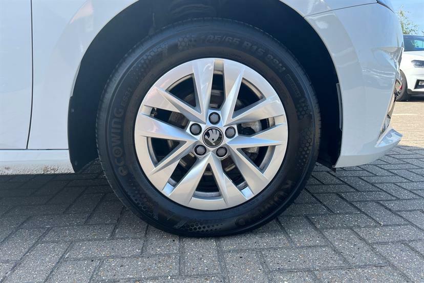 Skoda Fabia 1.0 Tsi 116 Se Edition Dsg Grey #9
