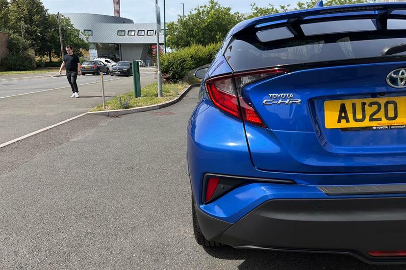 Toyota C-Hr Design Blue #35