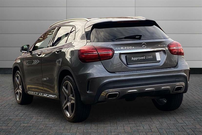 Mercedes-Benz GLA Class 200D 4Matic Amg Line Premium Grey #2