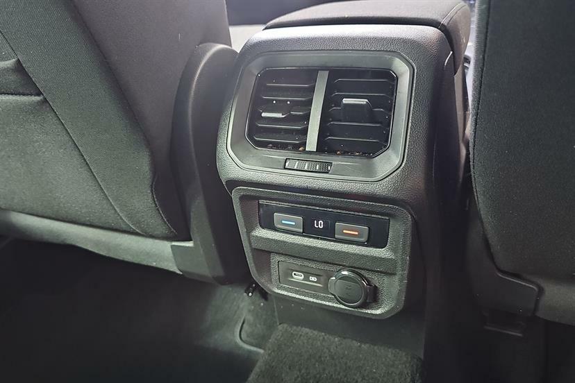 Volkswagen Tiguan R-line Tech Black #33
