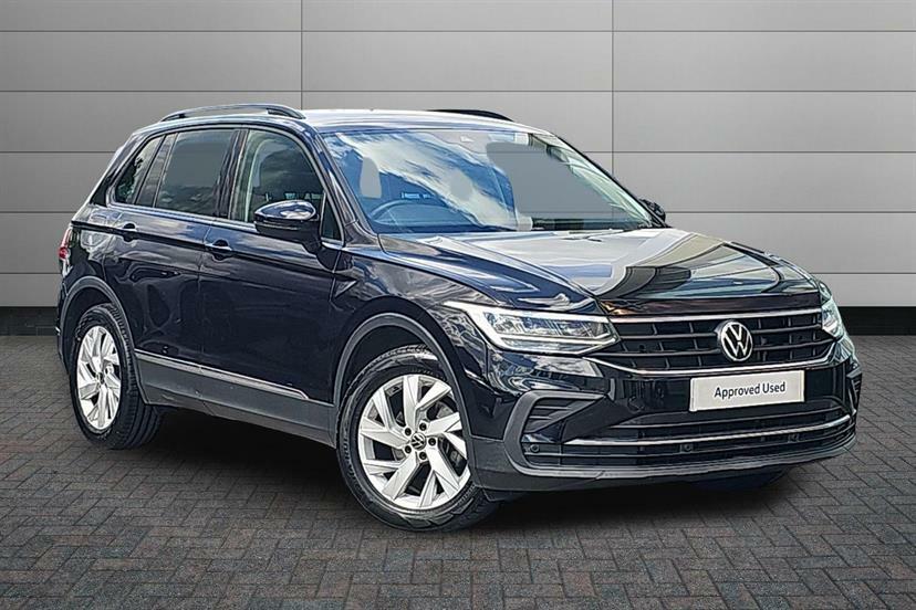 Volkswagen Tiguan R-line Tech Black #1
