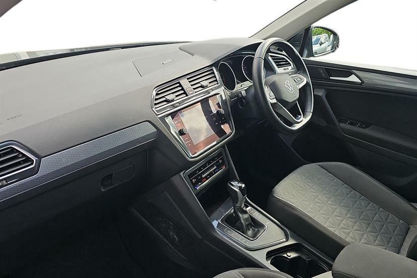 Volkswagen Tiguan R-line Tech Black #2
