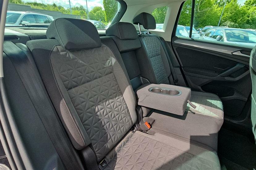 Volkswagen Tiguan R-line Tech Black #32
