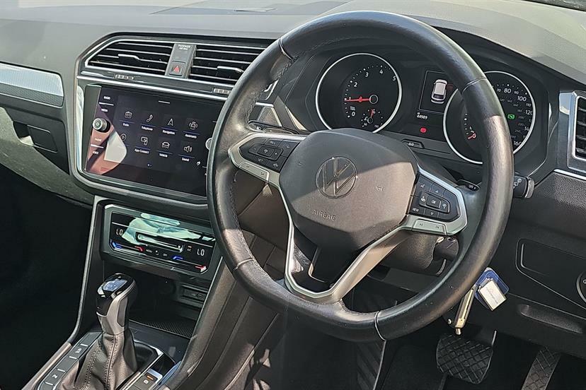 Volkswagen Tiguan R-line Tech Black #27