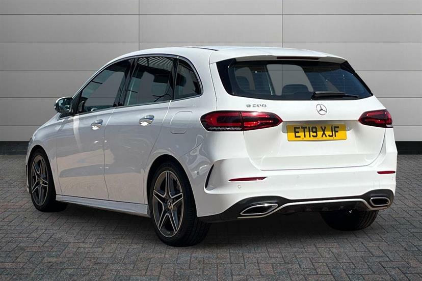 Mercedes-Benz B Class B200 Amg Line Premium White #2