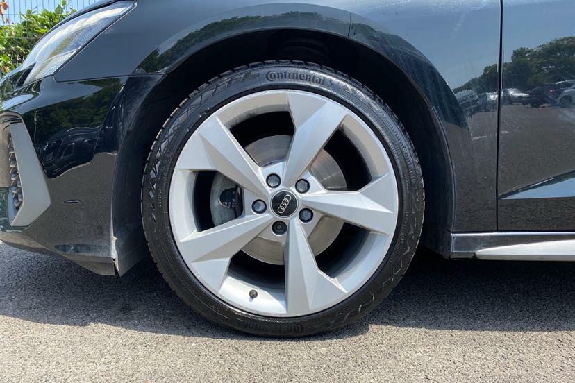 Audi A3 1.5 Tfsi 35 Edition 1 Sportback Euro 6 Ss White #42