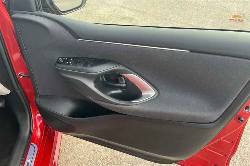 Toyota Yaris Icon Grey #11