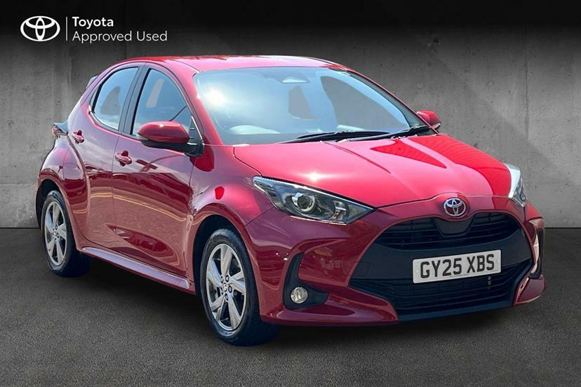 Toyota Yaris 1.5 Hybrid Icon Cvt