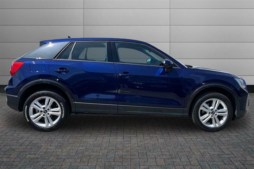 Audi Q2 30 Tfsi Sport Blue #4