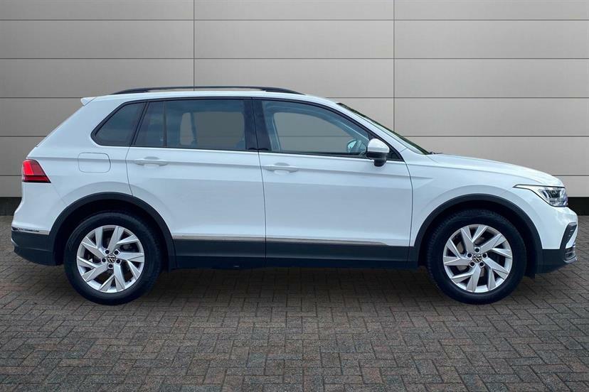 Volkswagen Tiguan 1.5 Tsi 150 Life Dsg White #4