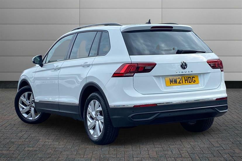 Volkswagen Tiguan 1.5 Tsi 150 Life Dsg White #3