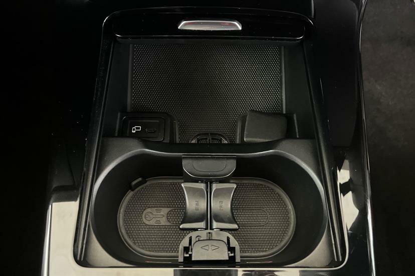 Mercedes-Benz A Class 1.3 A200 Amg Line Night Edition ... White #24