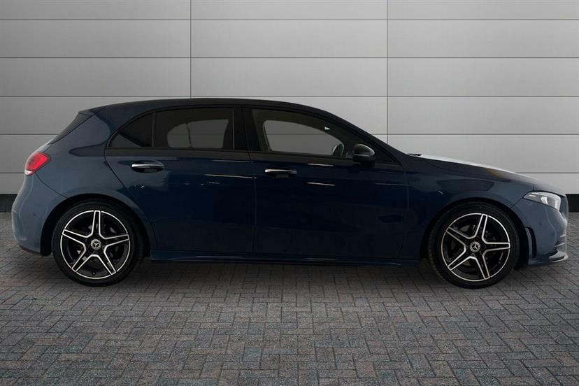 Mercedes-Benz A Class 1.3 A200 Amg Line Night Edition ... White #3