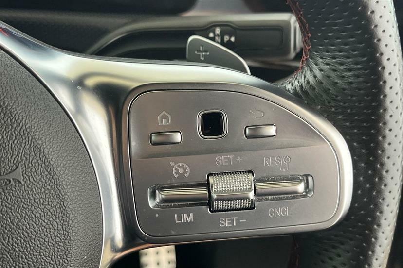 Mercedes-Benz A Class 1.3 A200 Amg Line Night Edition ... White #27