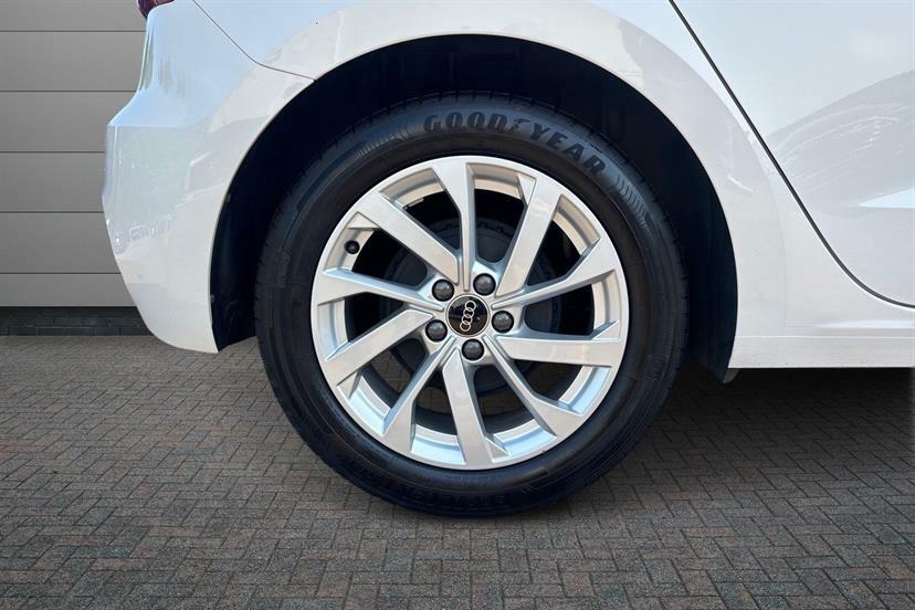 Audi A1 25 Tfsi Sport S Tronic White #5