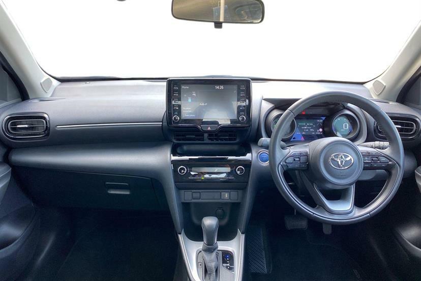 Toyota Yaris Cross 1.5 Hybrid Icon Cvt White #4