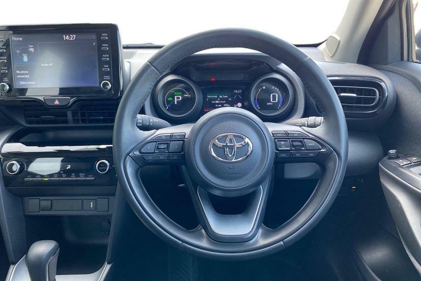 Toyota Yaris Cross 1.5 Hybrid Icon Cvt White #5