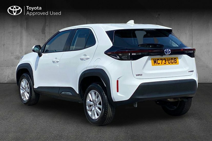 Toyota Yaris Cross 1.5 Vvt-h Icon Suv Hybrid E-cvt 116 Ps MC73UDB White #4