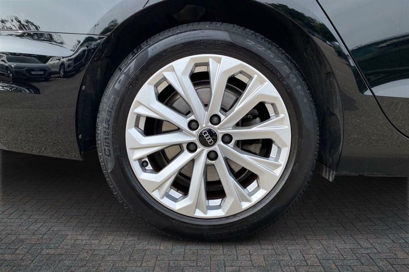 Audi A4 35 Tfsi Technik S Tronic Black #5