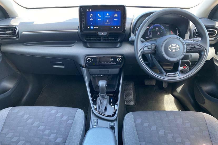 Toyota Yaris Icon Blue #5