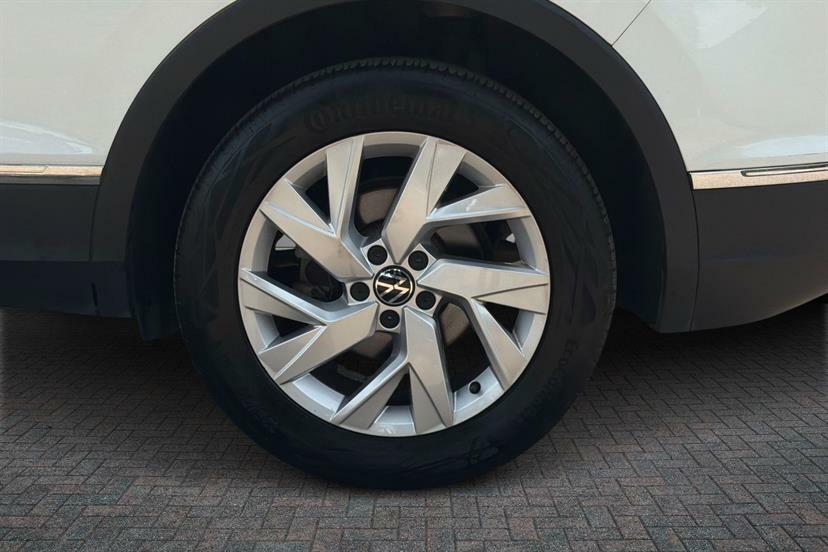 Volkswagen Tiguan Elegance White #5