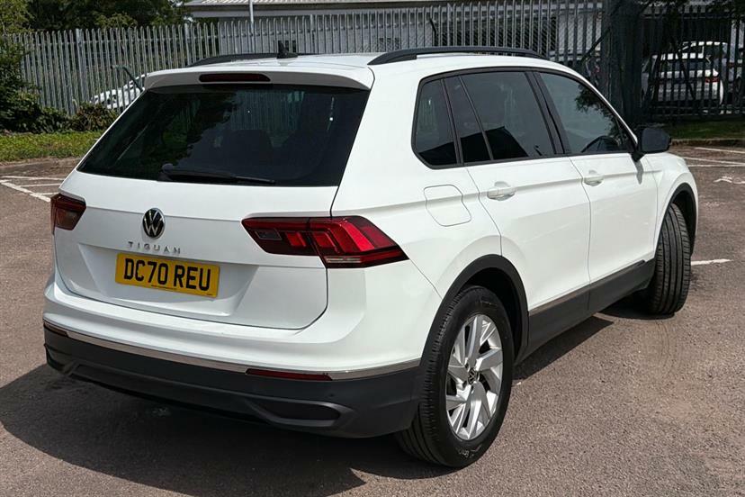Volkswagen Tiguan Elegance White #14