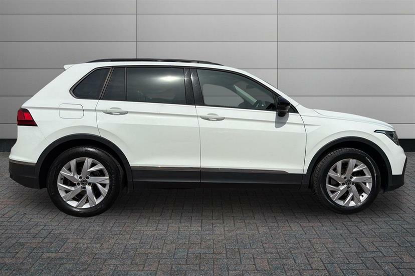 Volkswagen Tiguan Elegance White #4
