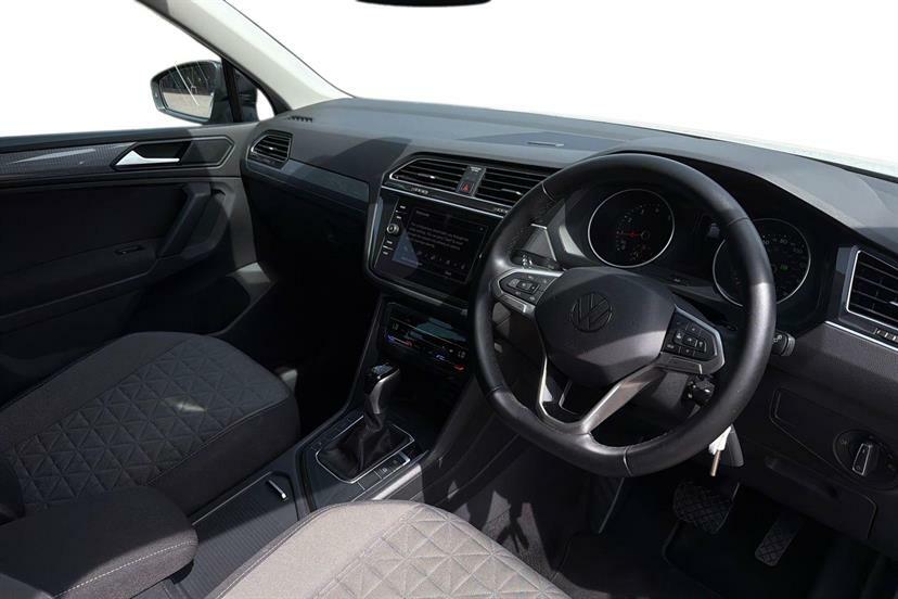 Volkswagen Tiguan Elegance White #6