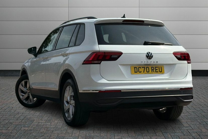 Volkswagen Tiguan 1.5 Tsi Life Suv Dsg 150 Ps DC70REU White #3