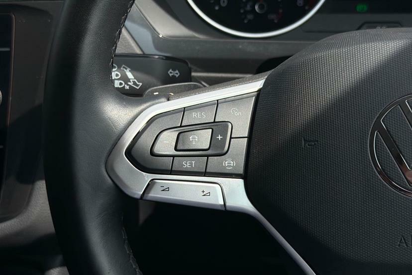Volkswagen Tiguan Elegance White #17