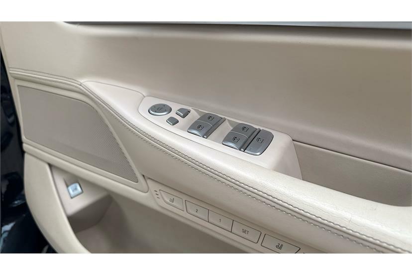 BMW 7 Series 730D M Sport Saloon Grey #33