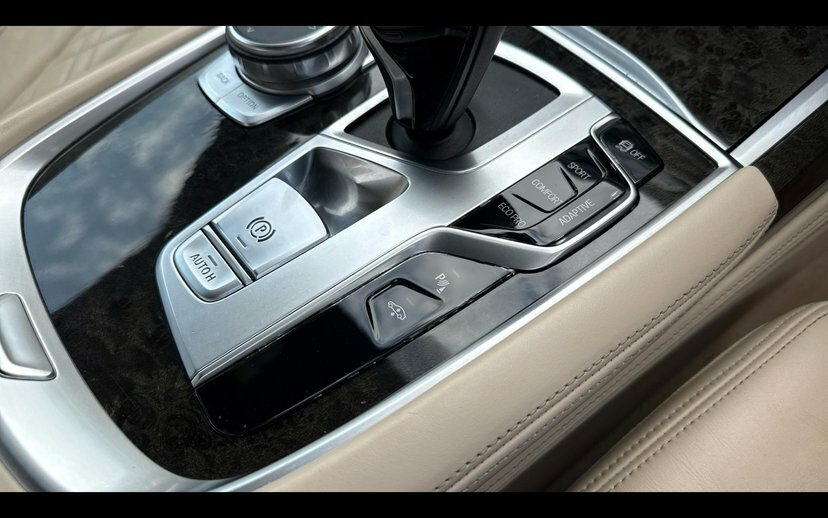 BMW 7 Series 2.0 740Le Xdrive Exclusive 255 Bhp Black #19