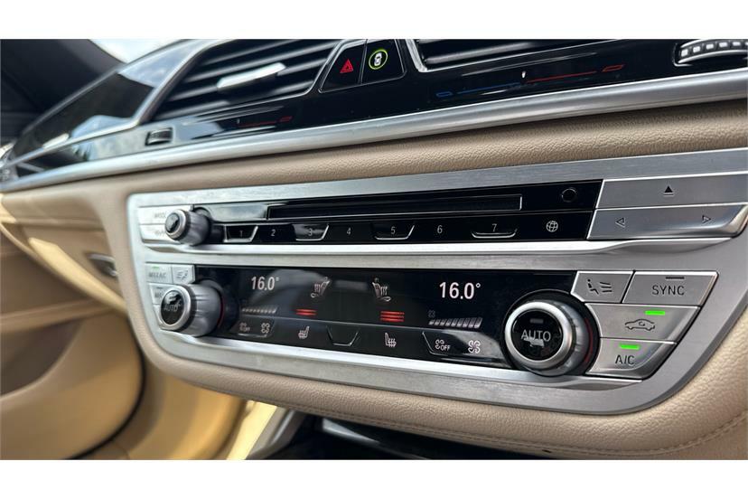 BMW 7 Series 730D M Sport Saloon Grey #28