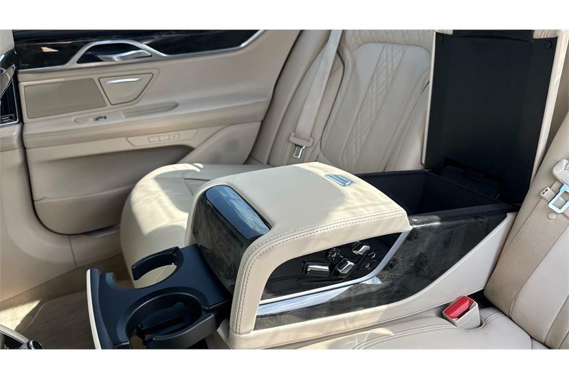 BMW 7 Series 730D M Sport Saloon Grey #24