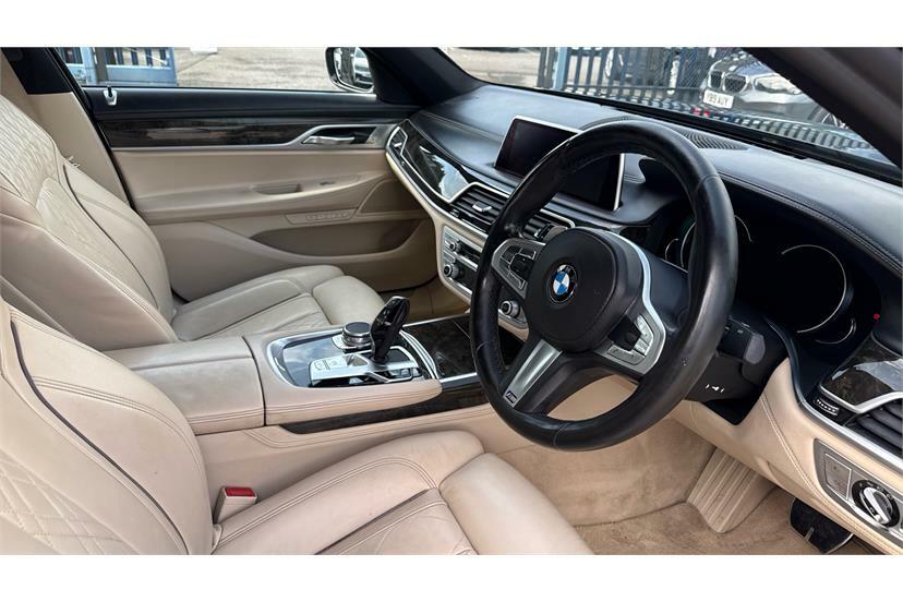 BMW 7 Series 740D Xdrive M Sport Black #5