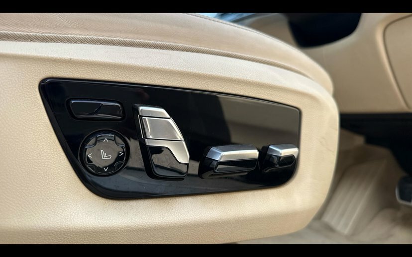 BMW 7 Series 2.0 740Le Xdrive Exclusive 255 Bhp Black #31