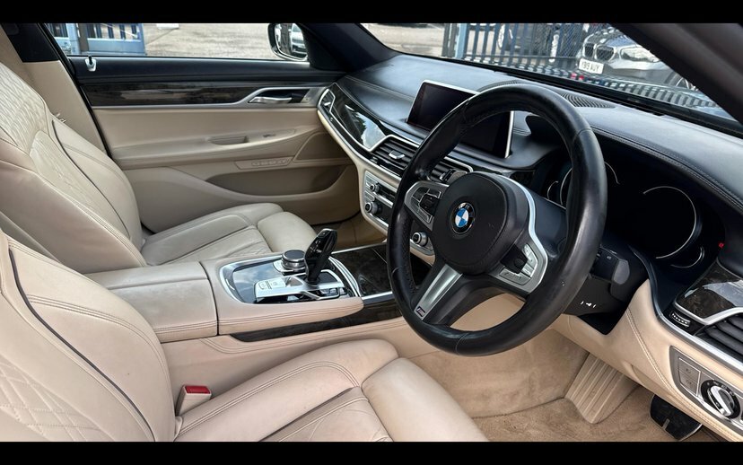 BMW 7 Series 740D Xdrive M Sport Saloon Black #6