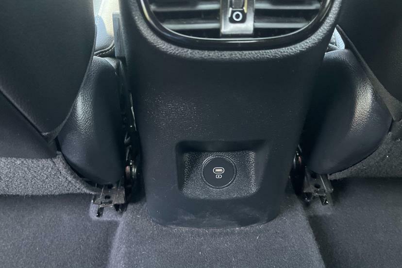 Kia Xceed 1.5 T-gdi Gt-line Euro 6 Ss Black #31