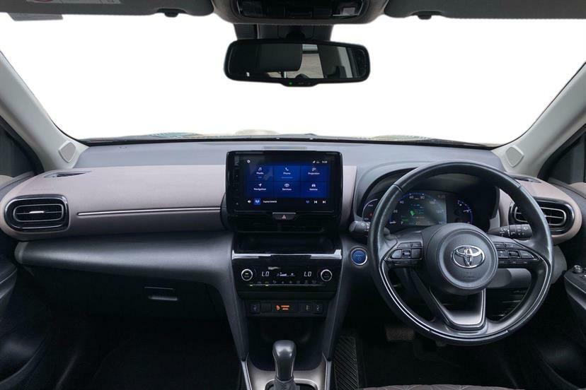 Toyota Yaris Cross 1.5 Hybrid Excel Cvt Black #3