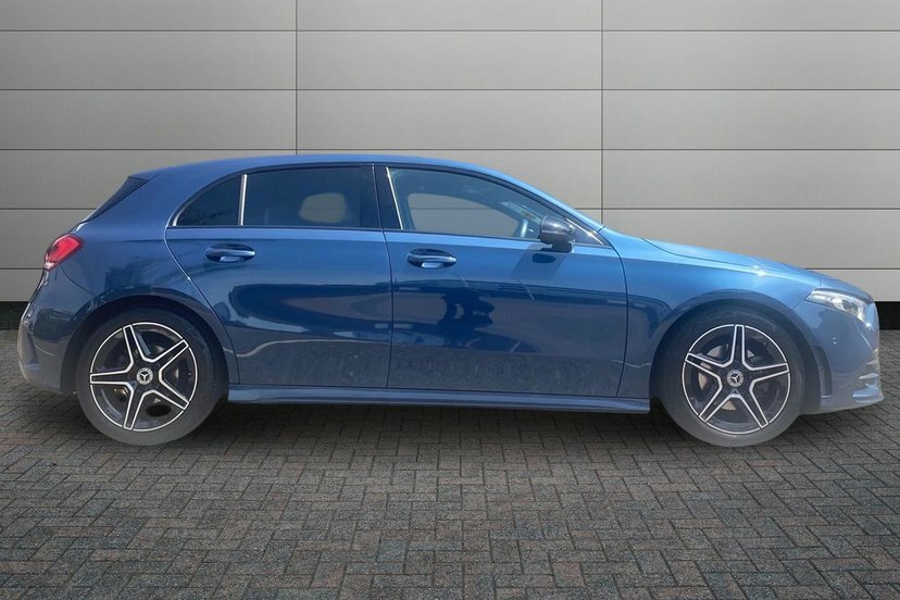 Mercedes-Benz A Class 1.3 A180 Amg Line Executive Hatchback FP72OJE Blue #3