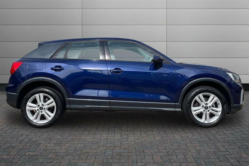 Audi Q2 35 Tfsi Sport Blue #4