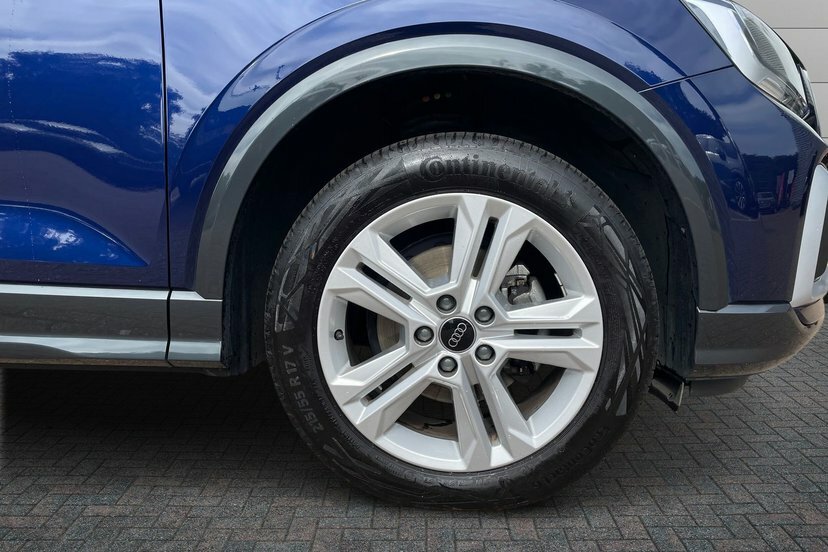 Audi Q2 1.5 Tfsi Cod 35 Sport Suv 150 P Blue #5