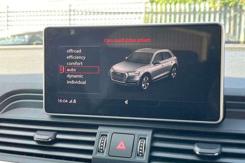 Audi Q5 Q5 S Line Tfsi Quattro S-a Black #18